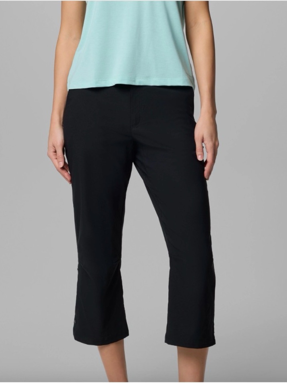 Columbia Women’s Leslie Falls Capris II Hiking Pants